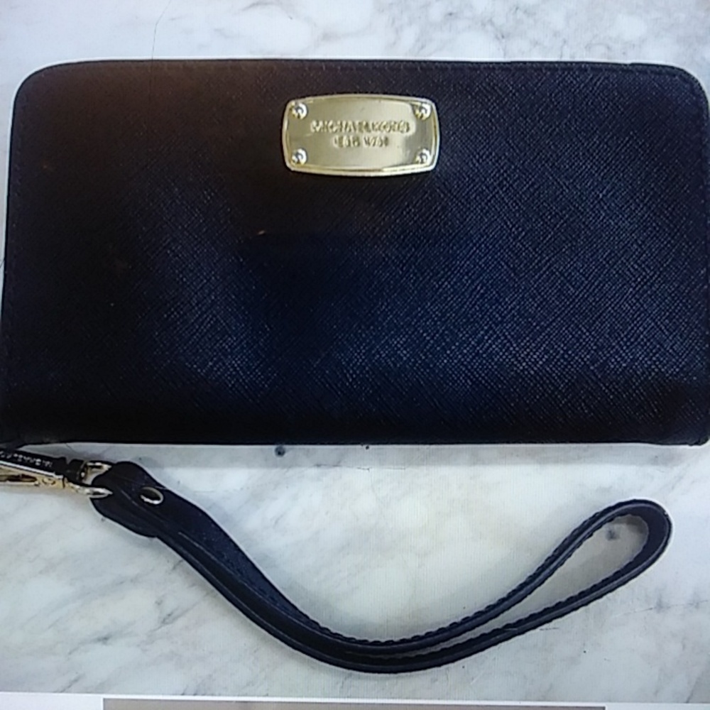 Michael Kors Black Wristlet - Phone Case - Wallet EUC
